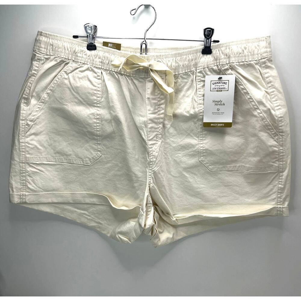 Levi's Breezy Pull On Casual Shorts Ecru Women Plus Size 22 NWT